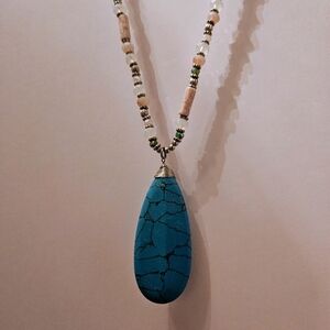 Turquoise pendant necklace